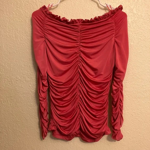 NWOT - Express Body Contour Compression Off The Shoulder Ruched Tee Pink - Large - Picture 2 of 8